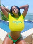 Ellie The Empress - ebony with huge boobs